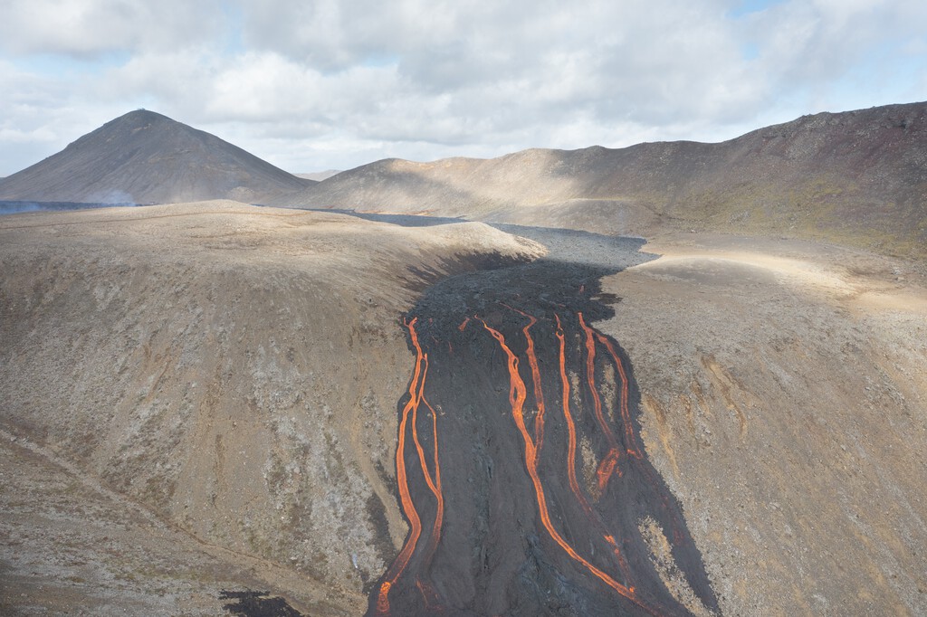 Islandia quiere cavar pozos en dirección a una enorme cámara de magma. Su objetivo: energía ilimitada